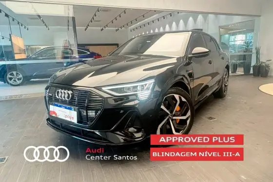 AUDI E-TRON ELÉTRICO PERFORMANCE BLACK QUATTRO AUDI E-TRON ELÉTRICO PERFORMANCE BLACK QUATTRO