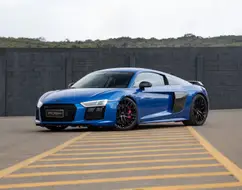 AUDI R8 5.2 FSI COUPE PLUS QUATTRO V10 40V GASOLINA 2P S TRONIC AUDI R8 5.2 FSI COUPE PLUS QUATTRO V10 40V GASOLINA 2P S TRONIC