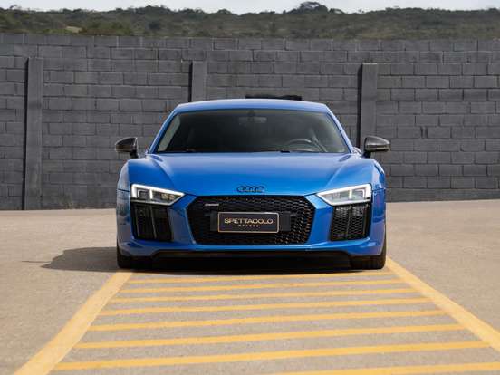 AUDI-R8-5.2 FSI COUPE PLUS QUATTRO V10 40V GASOLINA 2P S TRONIC AUDI-R8-2017