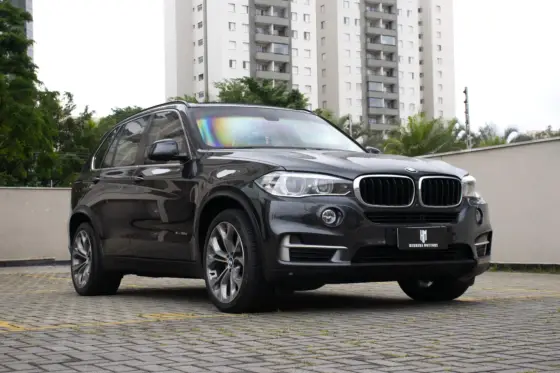 BMW X5 3.0 4X4 30D I6 TURBO DIESEL 4P AUTOMÁTICO BMW X5 3.0 4X4 30D I6 TURBO DIESEL 4P AUTOMÁTICO