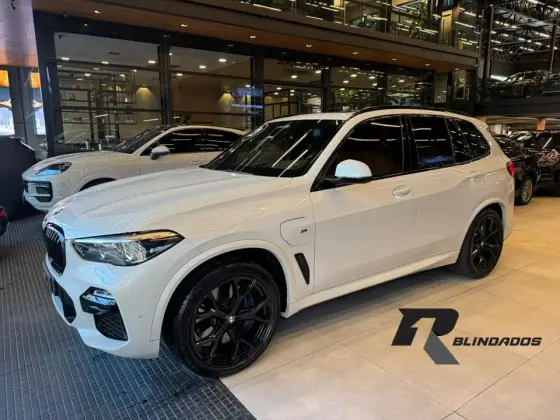 BMW X5 3.0 I6 TURBO HÍBRIDO XDRIVE45E M SPORT AUTOMÁTICO BMW X5 3.0 I6 TURBO HÍBRIDO XDRIVE45E M SPORT AUTOMÁTICO