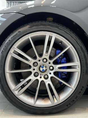 BMW-335i-2006
