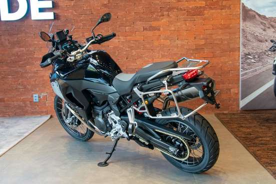 BMW-F 900 GS ADVENTURE-2025