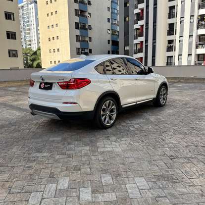 BMW-X4-2018