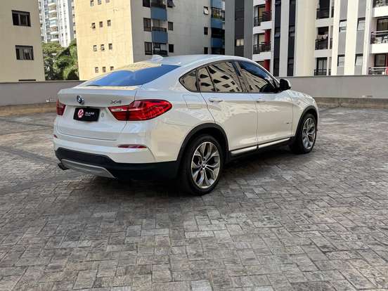 BMW-X4-2.0 28I X LINE 4X4 16V TURBO GASOLINA 4P AUTOMÁTICO BMW-X4-2018