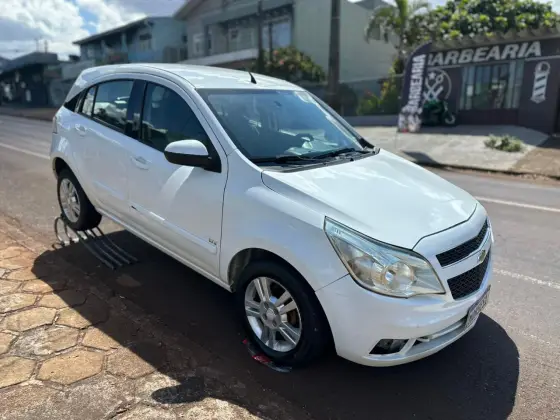 CHEVROLET AGILE 1.4 MPFI LTZ 8V FLEX 4P MANUAL CHEVROLET AGILE 1.4 MPFI LTZ 8V FLEX 4P MANUAL