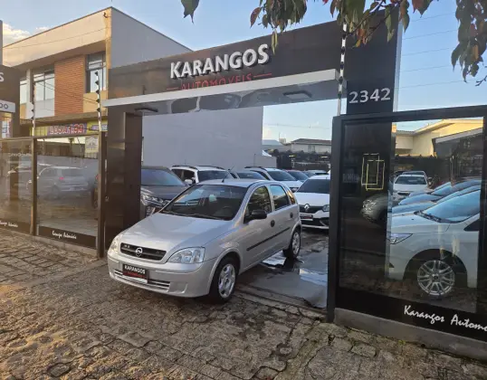 CHEVROLET CORSA 1.0 MPFI PREMIUM 8V GASOLINA 4P MANUAL CHEVROLET CORSA 1.0 MPFI PREMIUM 8V GASOLINA 4P MANUAL