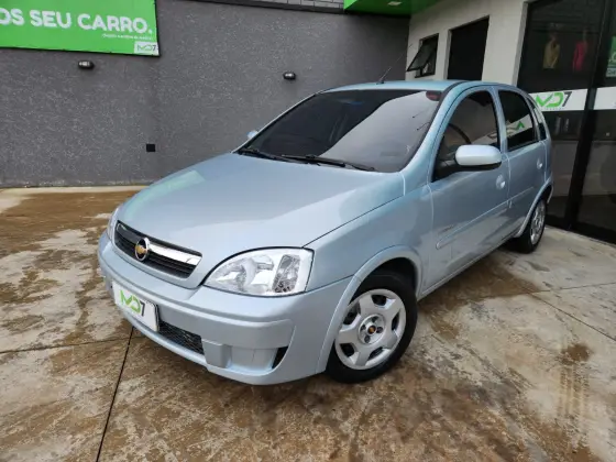 CHEVROLET CORSA 1.4 MPFI PREMIUM 8V FLEX 4P MANUAL CHEVROLET CORSA 1.4 MPFI PREMIUM 8V FLEX 4P MANUAL