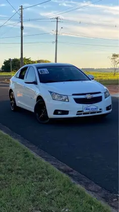 CHEVROLET CRUZE 1.8 LT 16V FLEX 4P AUTOMÁTICO CHEVROLET CRUZE 1.8 LT 16V FLEX 4P AUTOMÁTICO