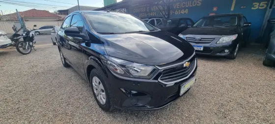 CHEVROLET ONIX 1.0 MPFI LT 8V FLEX 4P MANUAL CHEVROLET ONIX 1.0 MPFI LT 8V FLEX 4P MANUAL