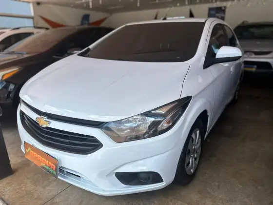 CHEVROLET ONIX 1.0 MPFI LT 8V FLEX 4P MANUAL CHEVROLET ONIX 1.0 MPFI LT 8V FLEX 4P MANUAL