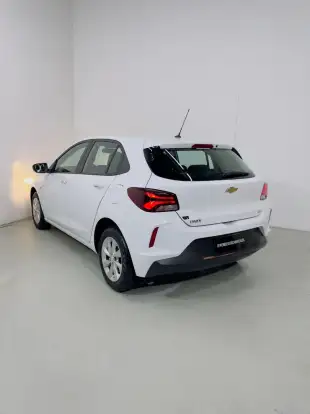 CHEVROLET-ONIX-2021