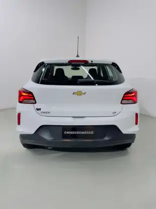 CHEVROLET-ONIX-2021