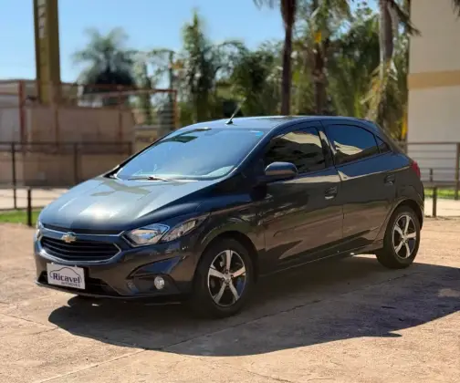 CHEVROLET ONIX 1.4 MPFI LTZ 8V FLEX 4P AUTOMÁTICO CHEVROLET ONIX 1.4 MPFI LTZ 8V FLEX 4P AUTOMÁTICO
