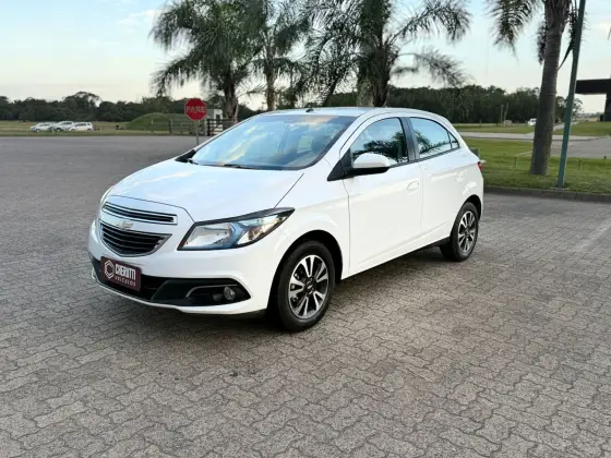 CHEVROLET ONIX 1.4 MPFI LTZ 8V FLEX 4P MANUAL CHEVROLET ONIX 1.4 MPFI LTZ 8V FLEX 4P MANUAL