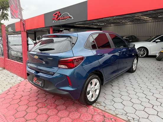 CHEVROLET-ONIX-1.0 TURBO FLEX LTZ AUTOMÁTICO CHEVROLET-ONIX-2024