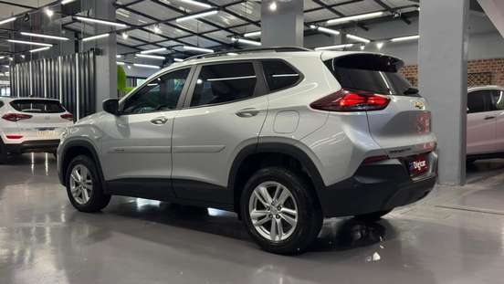 CHEVROLET-TRACKER-2022
