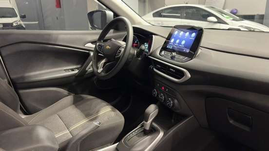 CHEVROLET-TRACKER-2022