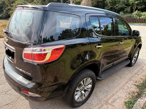 CHEVROLET-TRAILBLAZER-2019