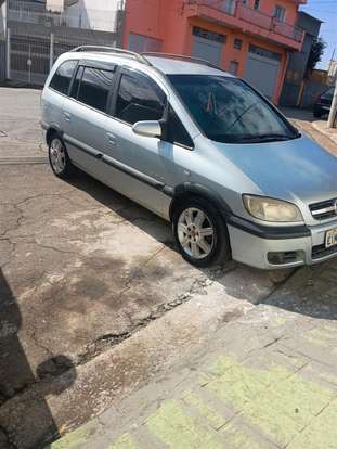 CHEVROLET-ZAFIRA-2009