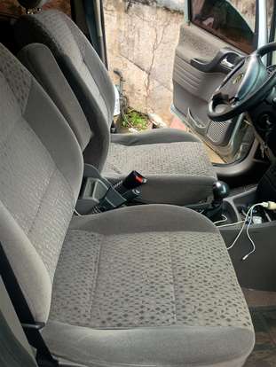 CHEVROLET-ZAFIRA-2009