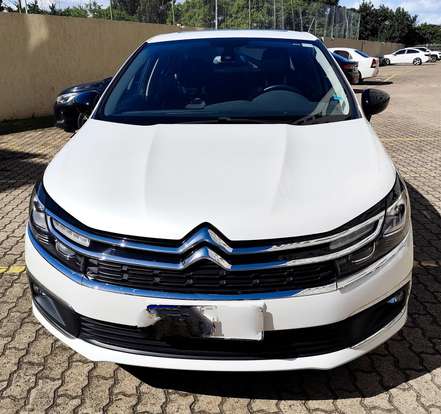 CITROËN-C4 LOUNGE-1.6 THP FLEX 100 ANOS BVA CITROËN-C4 LOUNGE-2019