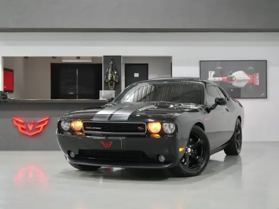 DODGE CHALLENGER 5.7 R/T HEMI V8 GASOLINA 2P MANUAL DODGE CHALLENGER 5.7 R/T HEMI V8 GASOLINA 2P MANUAL