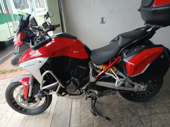 DUCATI MULTISTRADA 1200 V4 S 