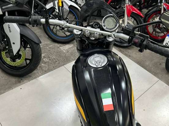 DUCATI-SCRAMBLER FULL THROTTLE DUCATI-SCRAMBLER FULL THROTTLE-2016