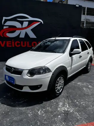 FIAT PALIO 1.6 TREKKING WEEKEND 16V FLEX 4P MANUAL FIAT PALIO 1.6 TREKKING WEEKEND 16V FLEX 4P MANUAL