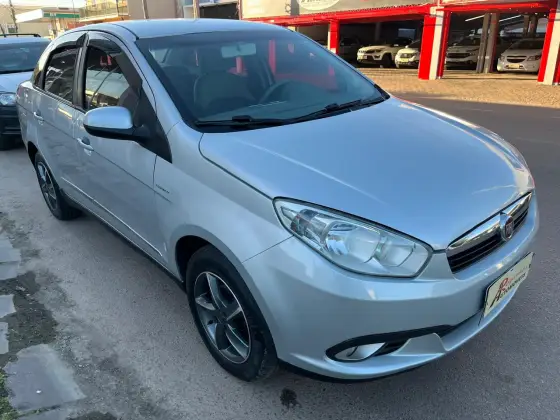 FIAT SIENA 1.6 MPI ESSENCE 16V FLEX 4P MANUAL