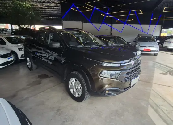 FIAT TORO 1.8 16V EVO FLEX FREEDOM AT6 FIAT TORO 1.8 16V EVO FLEX FREEDOM AT6
