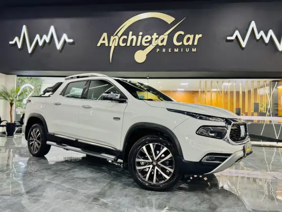 FIAT TORO 2.0 16V TURBO DIESEL RANCH 4WD AT9 FIAT TORO 2.0 16V TURBO DIESEL RANCH 4WD AT9