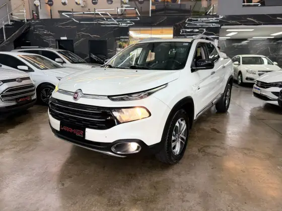 FIAT TORO 2.0 16V TURBO DIESEL VOLCANO 4WD AT9 FIAT TORO 2.0 16V TURBO DIESEL VOLCANO 4WD AT9