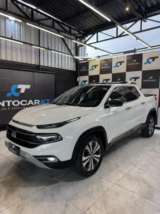 FIAT TORO 2.0 16V TURBO DIESEL VOLCANO 4WD AT9 FIAT TORO 2.0 16V TURBO DIESEL VOLCANO 4WD AT9