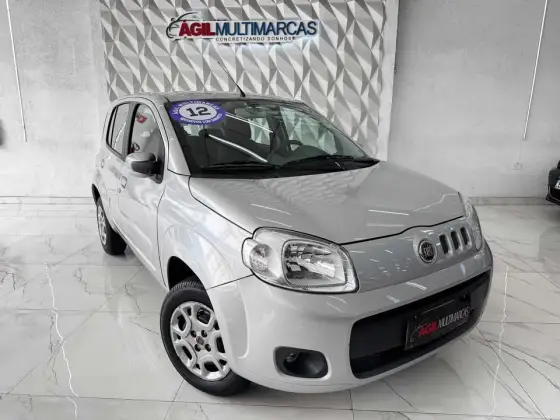FIAT UNO 1.0 VIVACE 8V FLEX 4P MANUAL FIAT UNO 1.0 VIVACE 8V FLEX 4P MANUAL