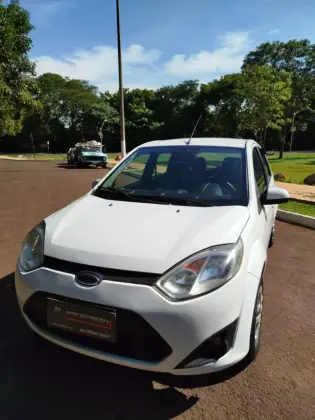 FORD FIESTA 1.6 SE HATCH 16V FLEX 4P MANUAL FORD FIESTA 1.6 SE HATCH 16V FLEX 4P MANUAL