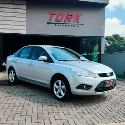 FORD FOCUS 2.0 FC 16V FLEX 4P MANUAL