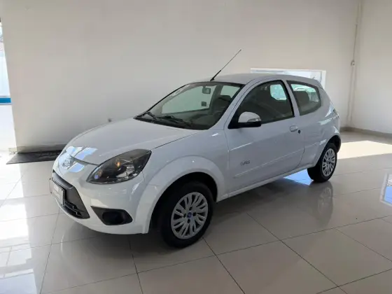 FORD KA 1.0 MPI 8V FLEX 2P MANUAL FORD KA 1.0 MPI 8V FLEX 2P MANUAL