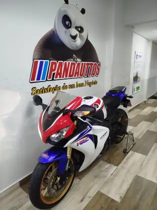 HONDA CBR 1000RR FIREBLADE 