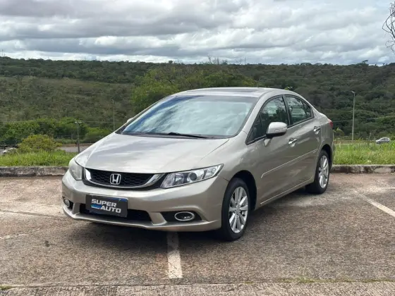 HONDA CIVIC 1.8 EXS 16V FLEX 4P AUTOMÁTICO HONDA CIVIC 1.8 EXS 16V FLEX 4P AUTOMÁTICO