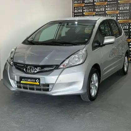 HONDA FIT 1.4 LX 16V FLEX 4P MANUAL HONDA FIT 1.4 LX 16V FLEX 4P MANUAL
