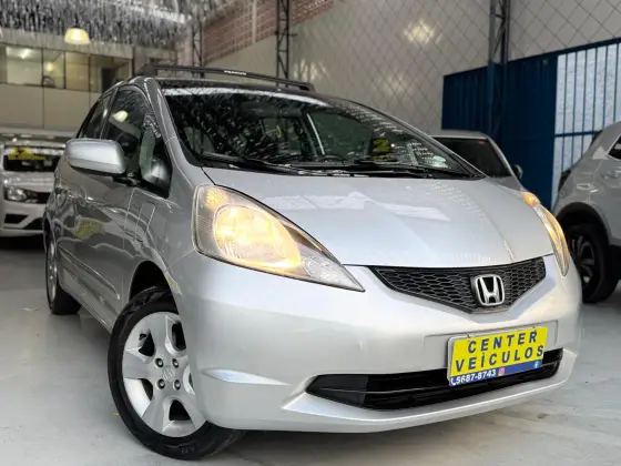 HONDA FIT 1.4 LX 16V FLEX 4P MANUAL HONDA FIT 1.4 LX 16V FLEX 4P MANUAL