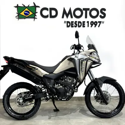 HONDA XRE 300 SAHARA ADVENTURE HONDA XRE 300 SAHARA ADVENTURE