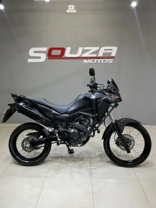 HONDA XRE 300 SAHARA HONDA XRE 300 SAHARA