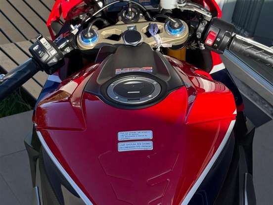 HONDA-CBR 1000RR FIREBLADE SP HONDA-CBR 1000RR FIREBLADE SP-2018