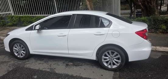 HONDA-CIVIC-2015