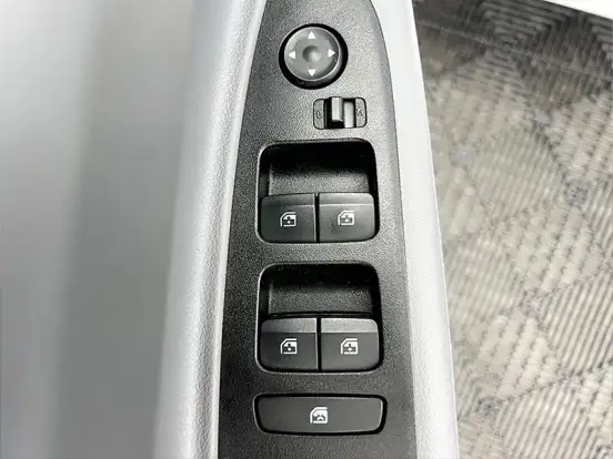 HYUNDAI-HB20S-1.0 TGDI FLEX COMFORT PLUS AUTOMÁTICO HYUNDAI-HB20S-2024