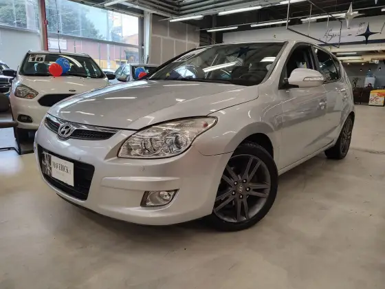 HYUNDAI I30 2.0 MPI 16V GASOLINA 4P AUTOMÁTICO HYUNDAI I30 2.0 MPI 16V GASOLINA 4P AUTOMÁTICO
