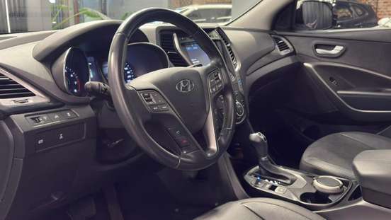 HYUNDAI-SANTA FÉ-3.3 MPFI 4X4 7 LUGARES V6 270CV GASOLINA 4P AUTOMÁTICO HYUNDAI-SANTA FÉ-2014